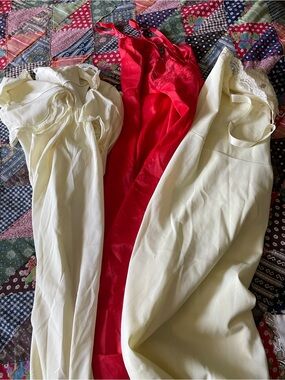 Set of 3 Vintage Slips/nightgowns Assorted, Red & Yellow Small